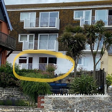 Vitamin Sea With A Sea View And Parking Lyme Regis Exterior foto